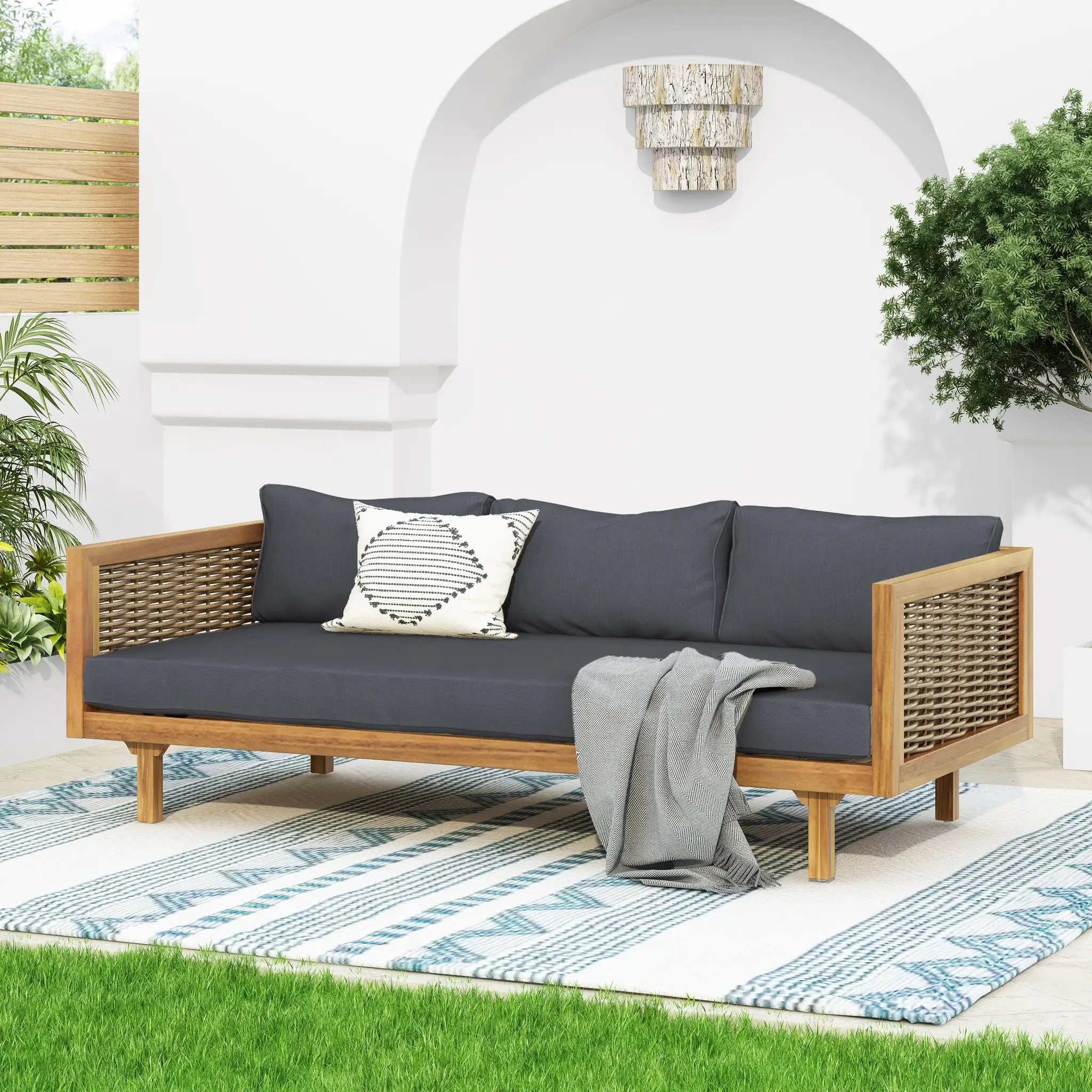 Claremont 3 Seater Daybed With Rattan Arms by HouseOfZazla