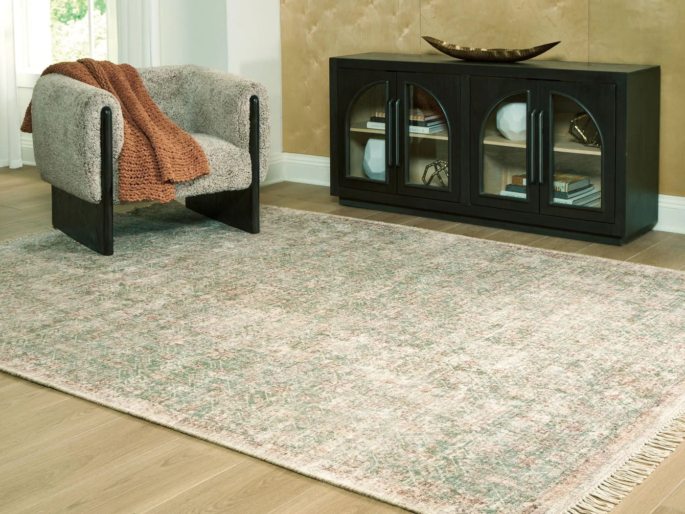 Rossbury - Rug by Unique Piece Furniture