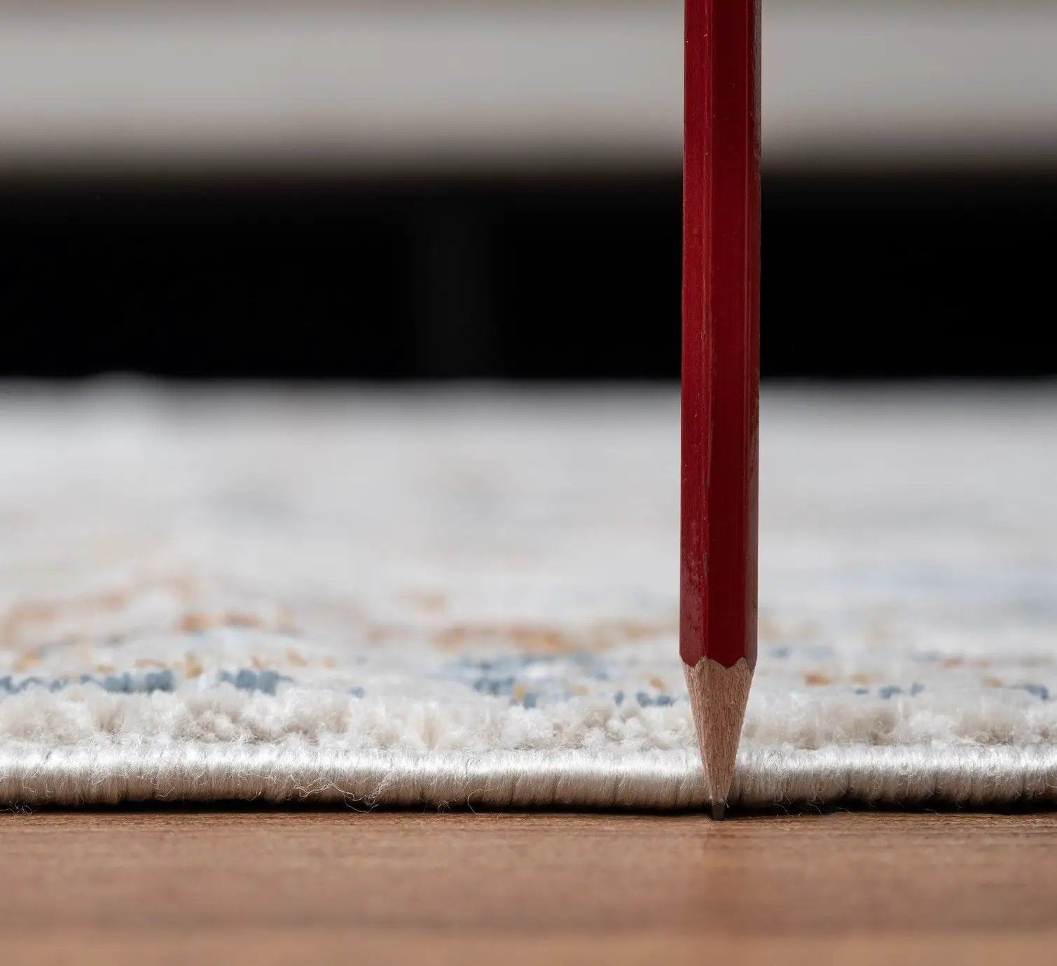 Noble - 5'3" X 7'3" Area Rug - Ivory by HouseOfZazla