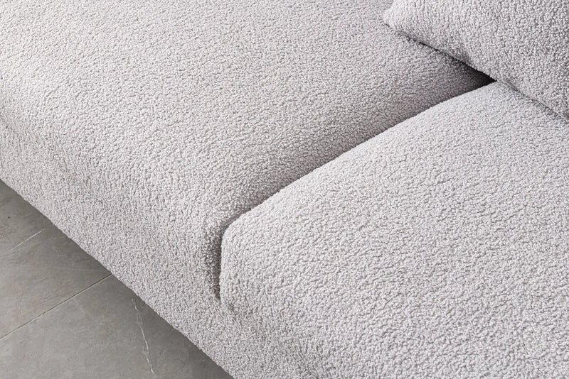Modern Luxurious And Comfortable Upholstered Sofa