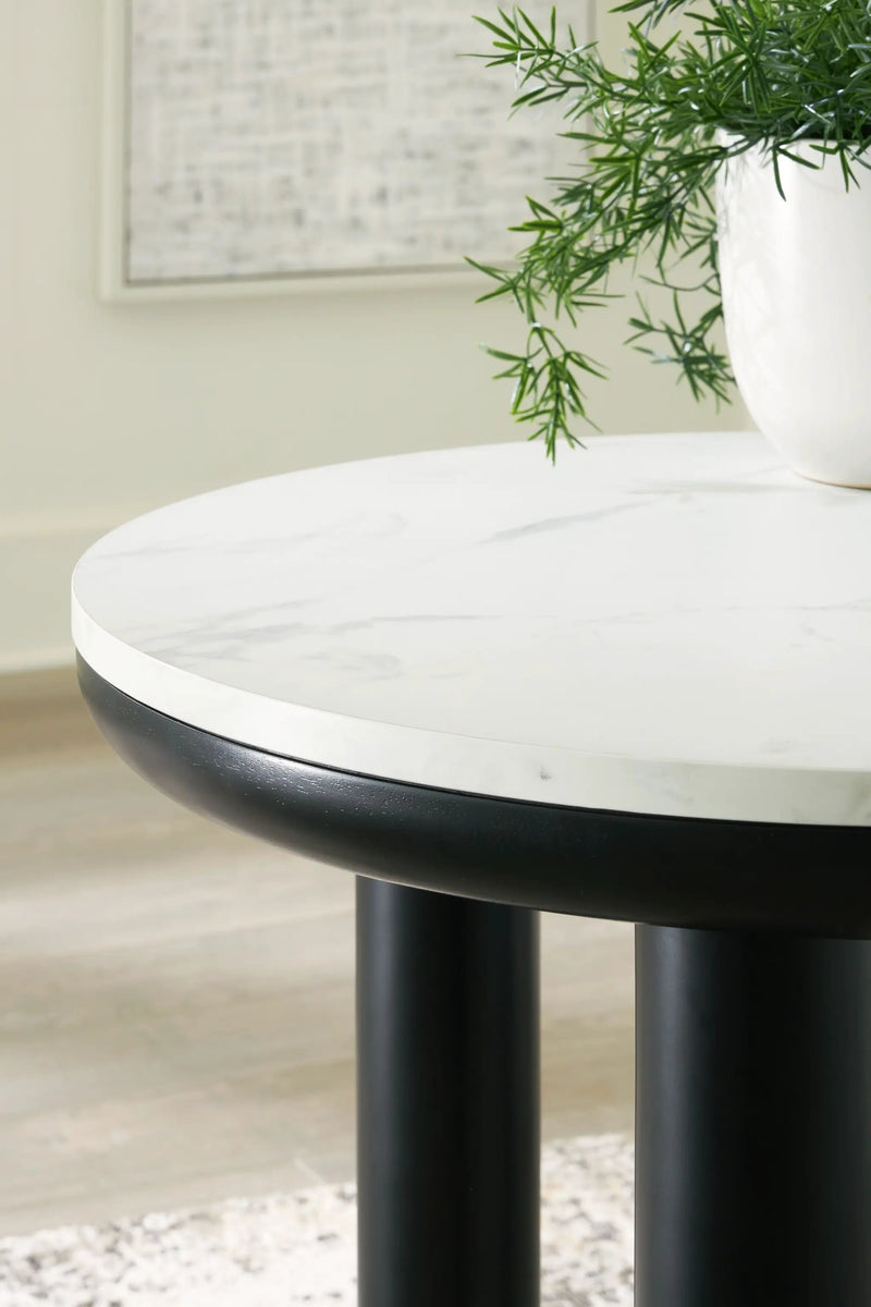 Xandrum - Occasional Table Set (Set of 3) - Black / White by Unique Piece Furniture