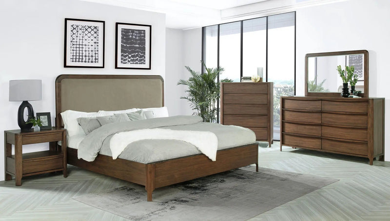 Maderia 5-piece Queen Bedroom Set Walnut by Unique Piece Furniture