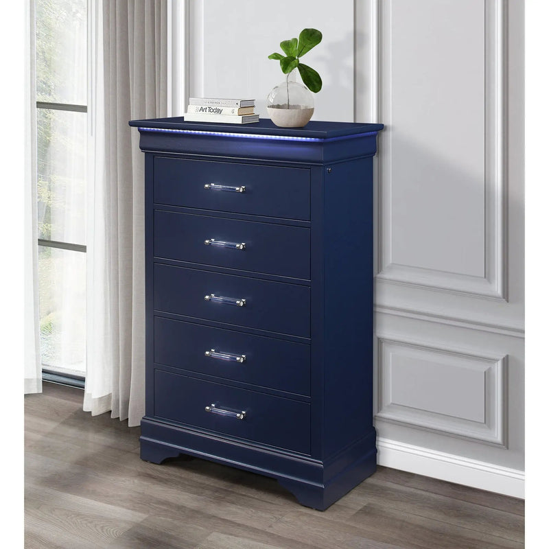 Charlston - Chest With LED by HouseOfZazla