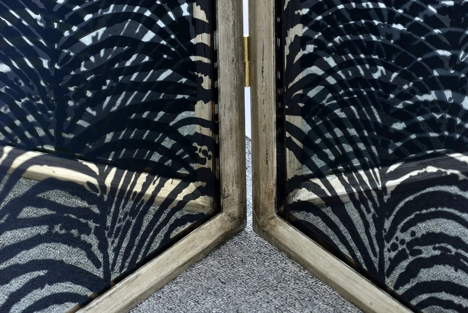 Room Divider, Herero 4 Panel Decorative Screen - Black by Unique Piece Furniture