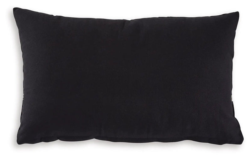 Gavrileigh - Pillow by Unique Piece Furniture