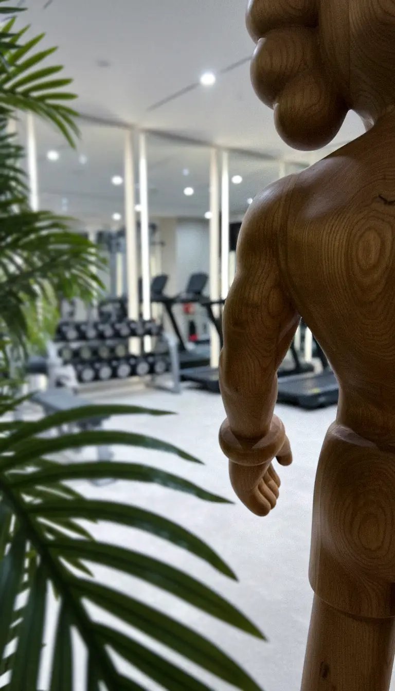 Muscular Wooden Sculpture – Gym & Fitness Art Decor by Gizz