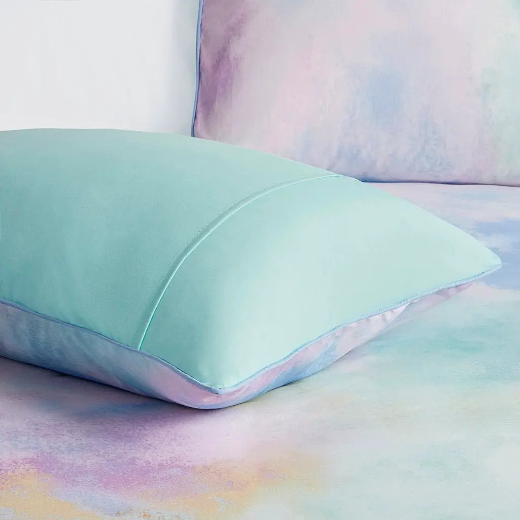 Full/Queen Watercolor Tie Dye Printed Comforter Set with Throw Pillow by HouseOfZazla