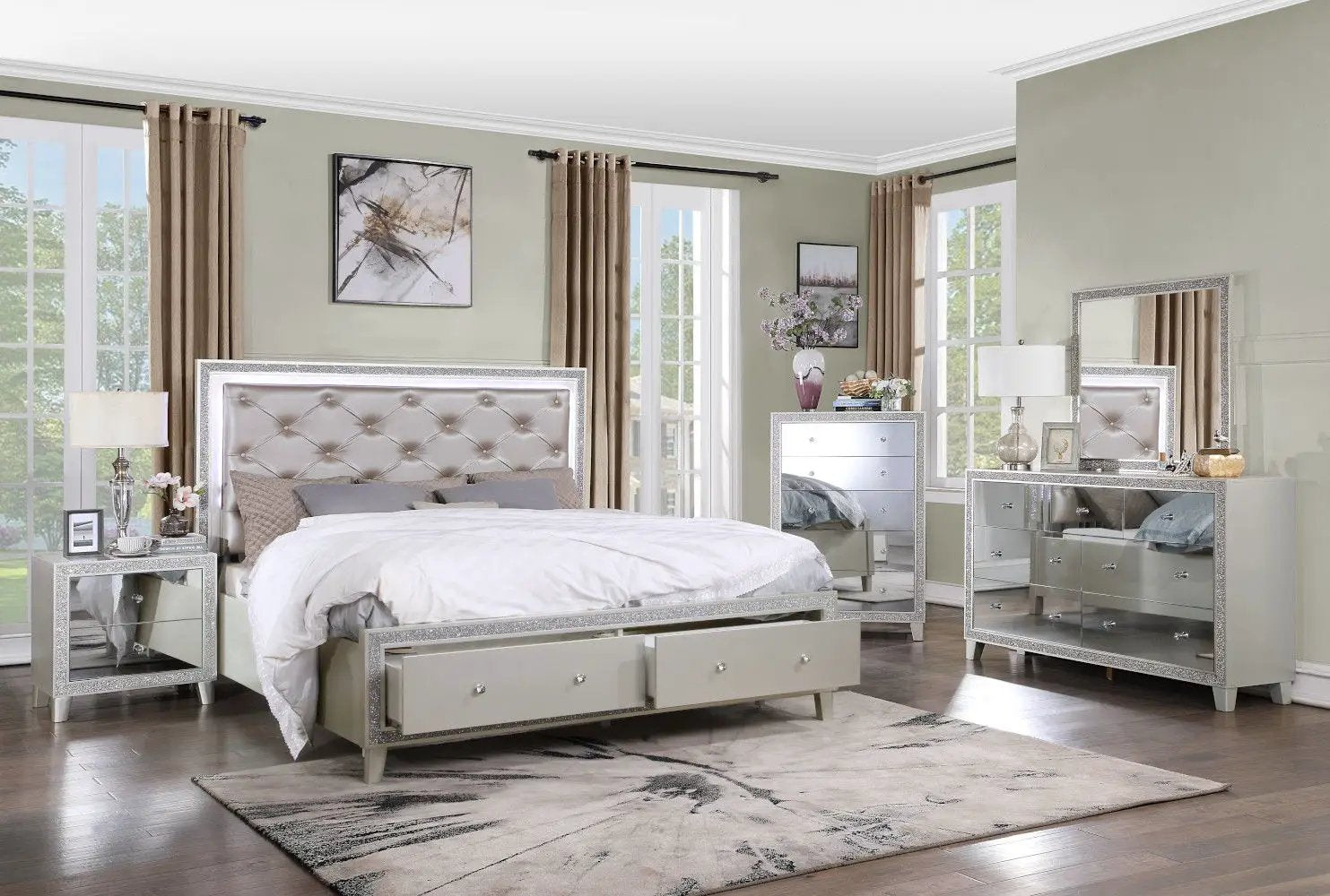 Sliverfluff - Mirror - Mirrored & Champagne by Unique Piece Furniture