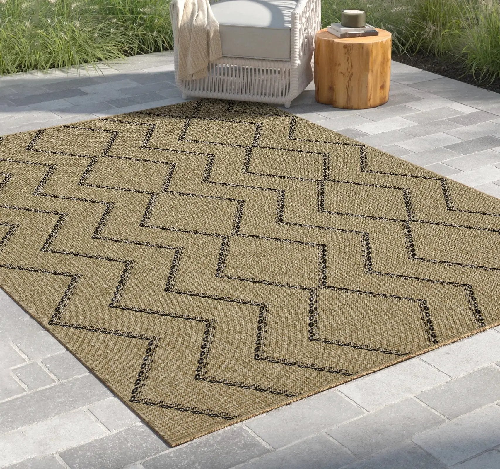 Earth GC_NTL1010 Jute/Black Indoor/Outdoor Area Rug by HouseOfZazla