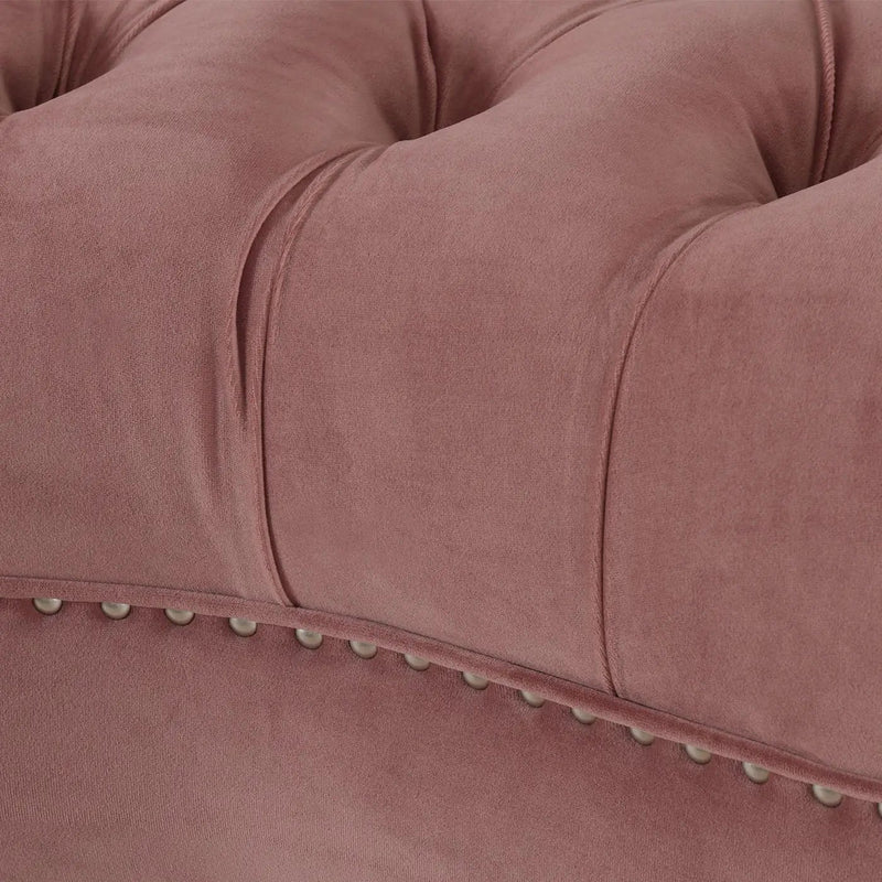 La Rosa - Victorian Tufted Upholstered Accent Chair by HouseOfZazla