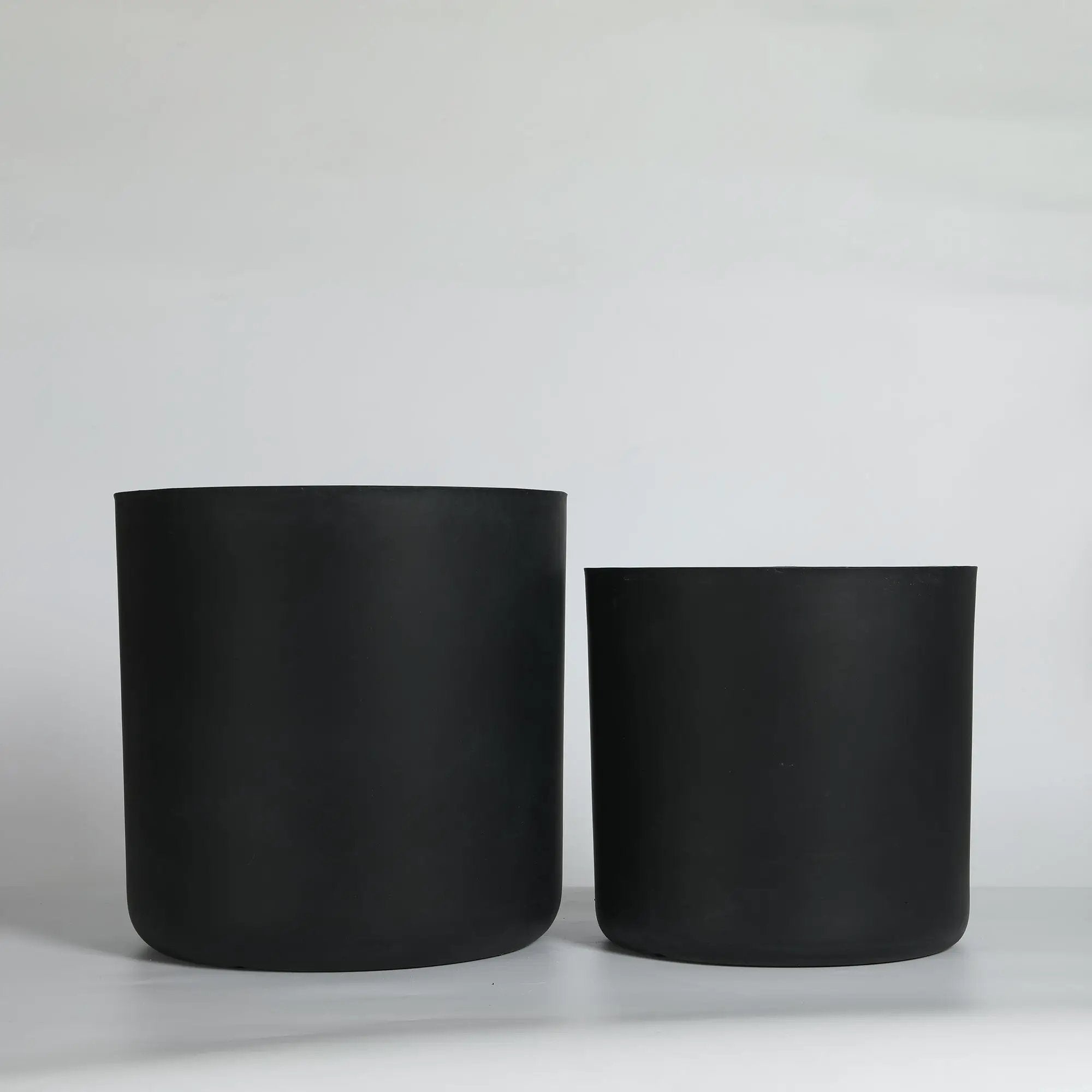 Round Concrete Planter Set of 2 by HouseOfZazla