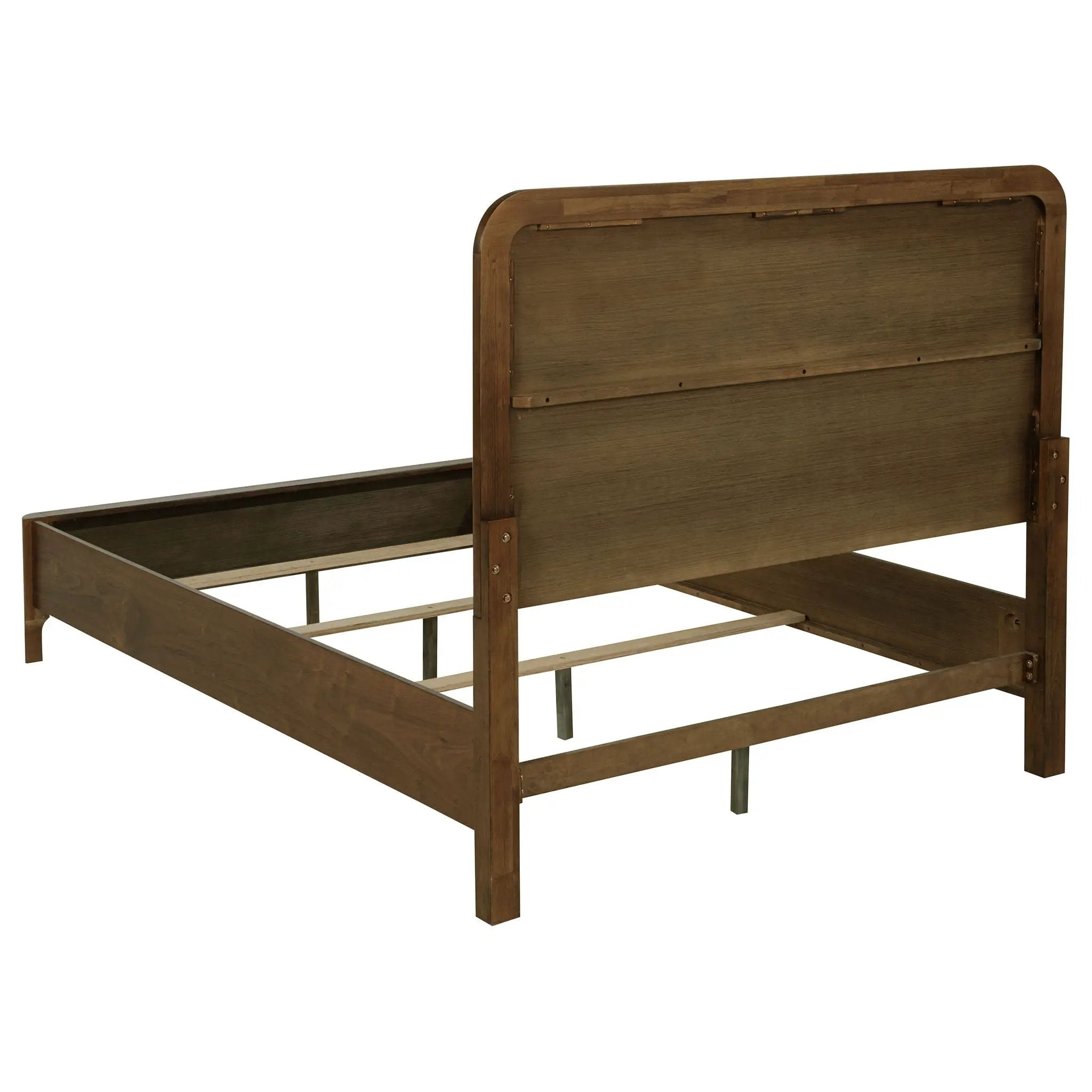 Maderia 4-piece Queen Bedroom Set Walnut by Unique Piece Furniture
