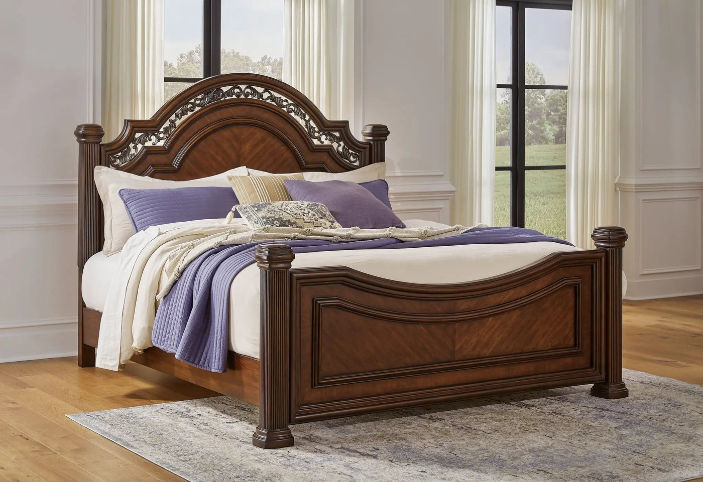 Lavinton - Poster Bed by Unique Piece Furniture