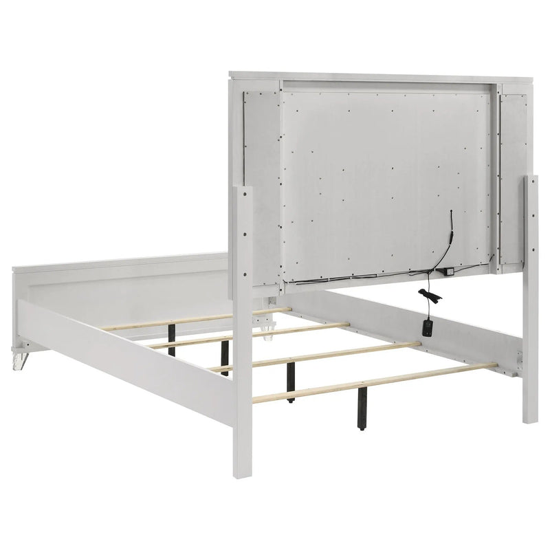 Marmore 5-piece Queen Bedroom Set White by Unique Piece Furniture