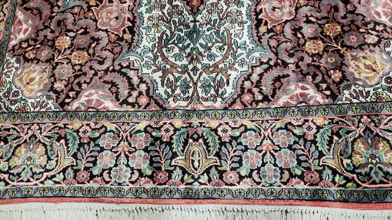 Indian Kashmiri Silk Rug 6x10, Ivory, Floral Medallion by Jewel Rugs