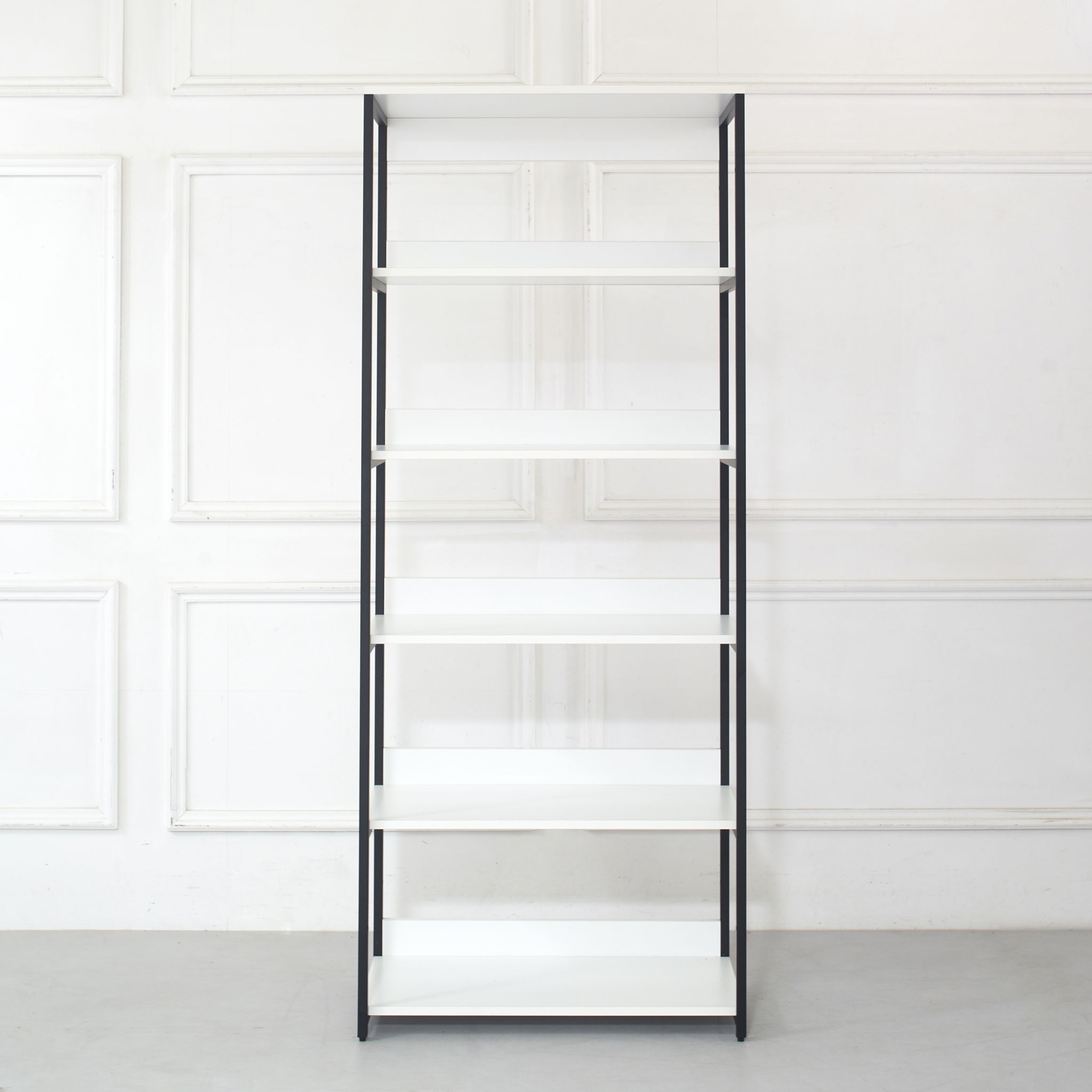Fiona - Walk In Closet With Shelves by HouseOfZazla