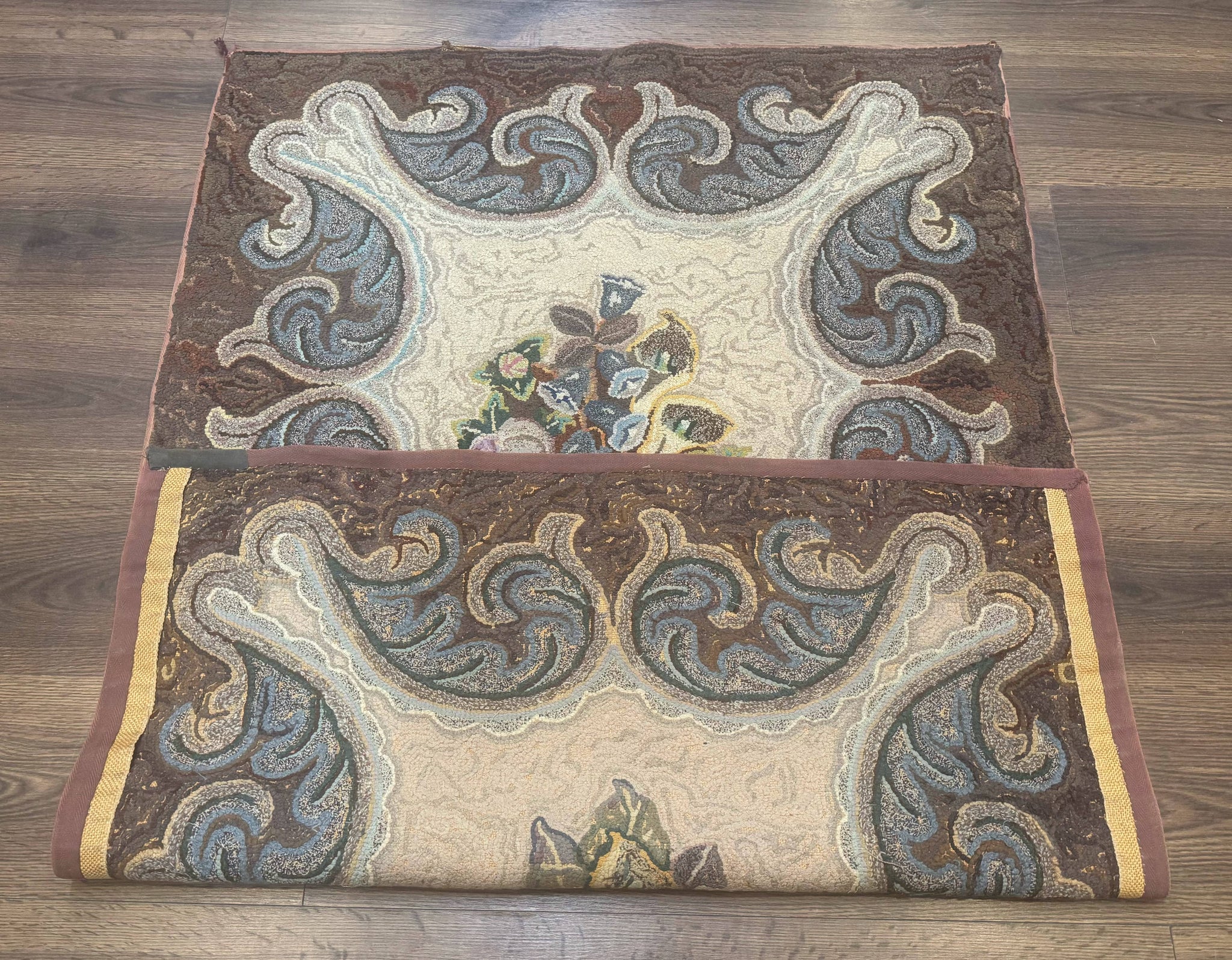 Antique American Hooked Rug 3 x 4.6, Vintage, Floral by Jewel Rugs