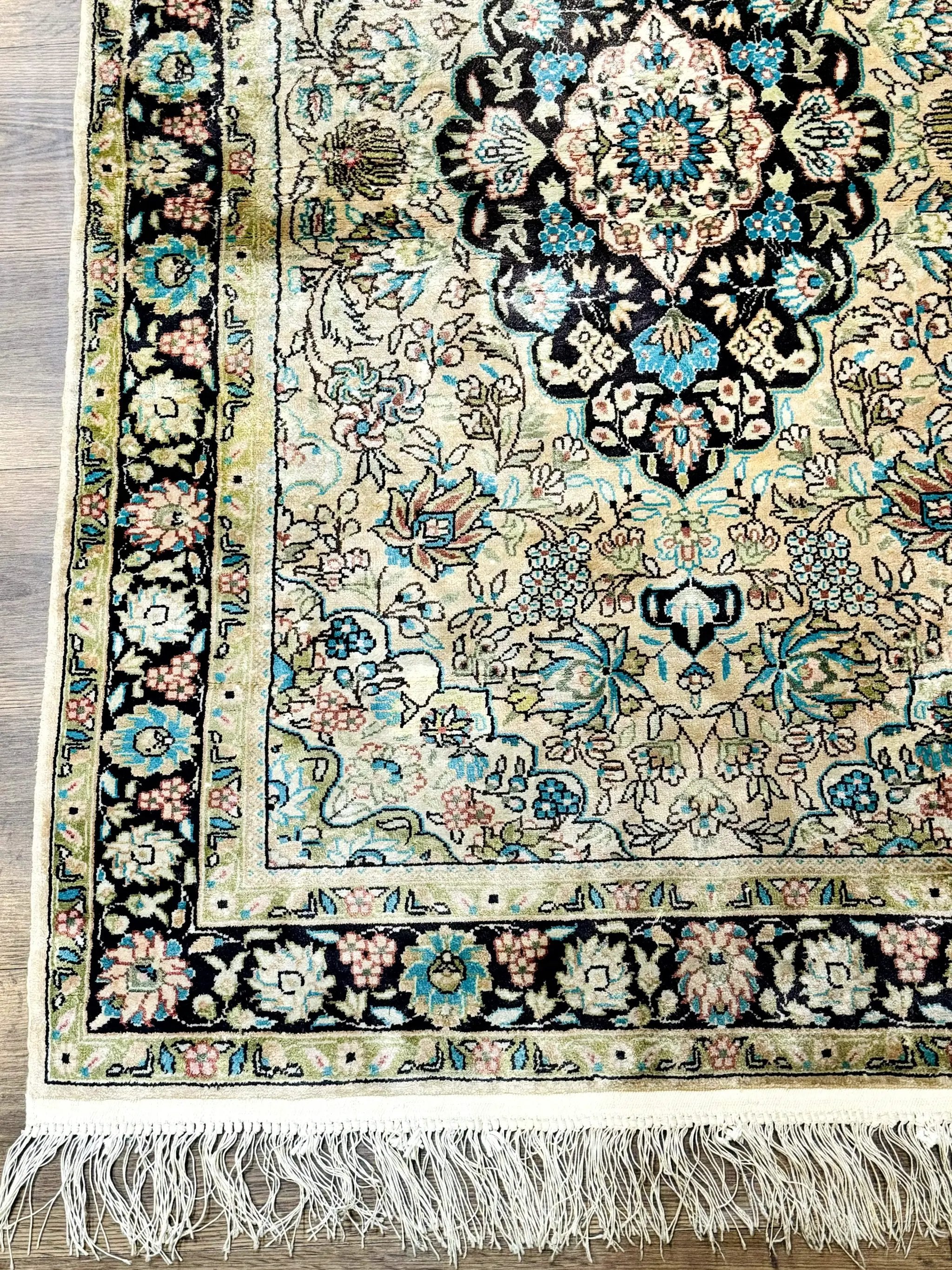 Indian Kashmiri Silk Rug 3x5, Floral Medallion, Fine 200 KPSI by Jewel Rugs
