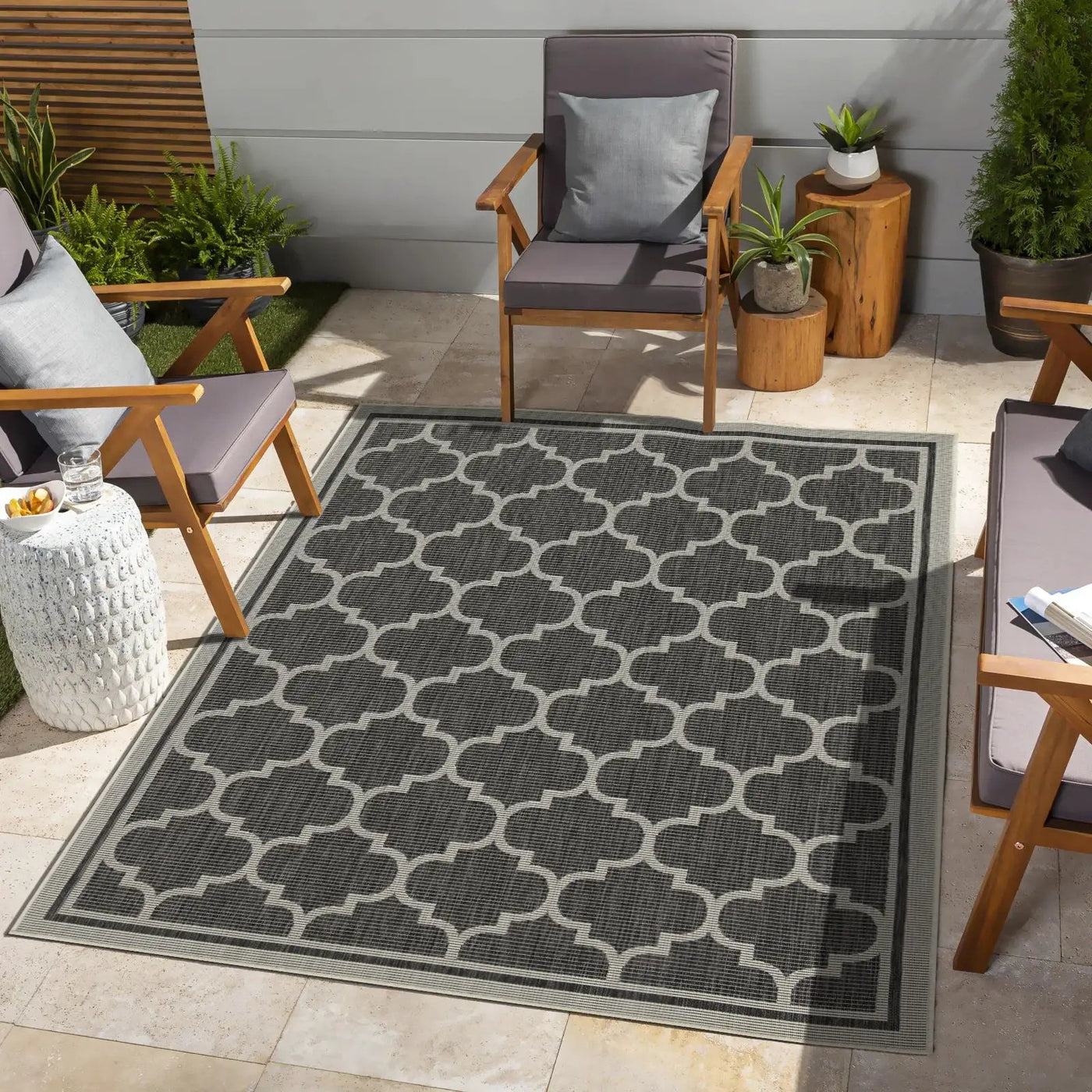 Sunshine - 2'7" X 7'3" Polypropylene Indoor / Outdoor Area Rug by Unique Piece Furniture
