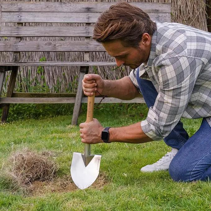 Berry&Bird Short Hand Shovel, 19.8’’ Digging Trowel for Gardening with Wood Handle Stainless Steel Round Point Spade Shovel with Serrated for Cutting, Transplanting & Weeding by GreenHaven Gardens