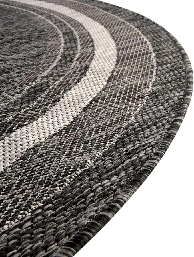 Unique Loom Outdoor Border Collection Area Rug - Soft Border (5' 3" x 8' Oval, Black/ Ivory) by GreenHaven Gardens