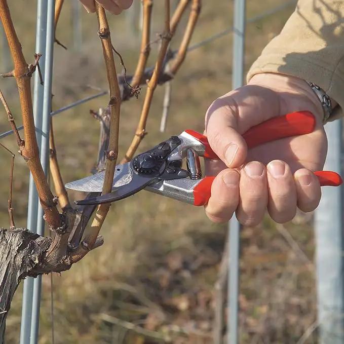 FELCO F8 Pruning Shears – 8.3" Swiss-Made Garden Clippers for Large Right Hands | Ergonomic Comfort | Hand Pruners for Gardening | Garden Tool Cutter with Precision Bypass Blade, Aluminum Handles by GreenHaven Gardens