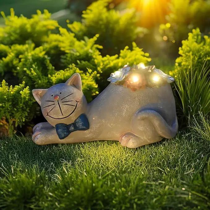 Cat Garden Figurines Outdoor Decor Solar Statue with LED Lights for Patio Lawn Yard Art Decoration Housewarming Garden Gift by GreenHaven Gardens