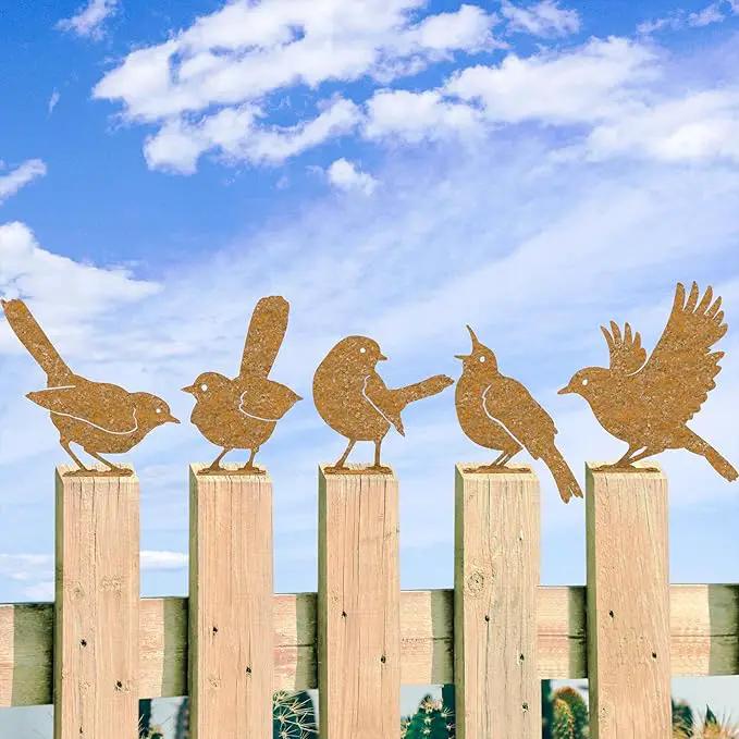 5Pcs Metal Birds Robin Fence Decorations Outdoor Yard Art, Rusty Birds Fence Art Outdoor and Garden, Metal Bird Silhouette Craft Statue Ornaments Fence Topper Decor by GreenHaven Gardens