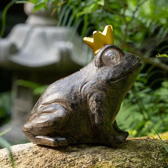 Garden Decor Statue Frog Prince,Solar Statue Decor Frog Prince,Resin Frogs Figurine with Solar Light for Patio,Balcony,Yard,Lawn Ornament,Perfect Garden Gift by GreenHaven Gardens