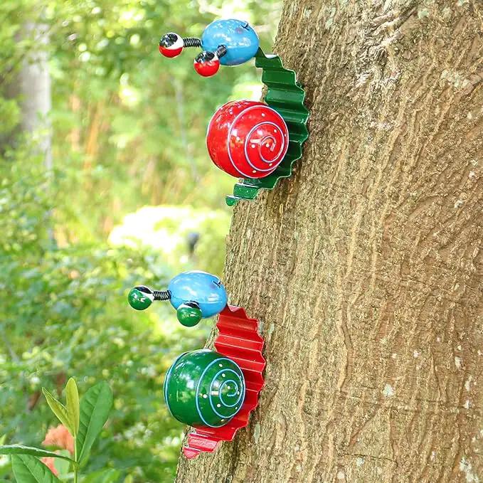 Metal Garden Decor Cute Snail Yard Art Outdoor Lawn Patio Ornament Fence Decorations for Outside - Set of 2(Red,Green) by GreenHaven Gardens