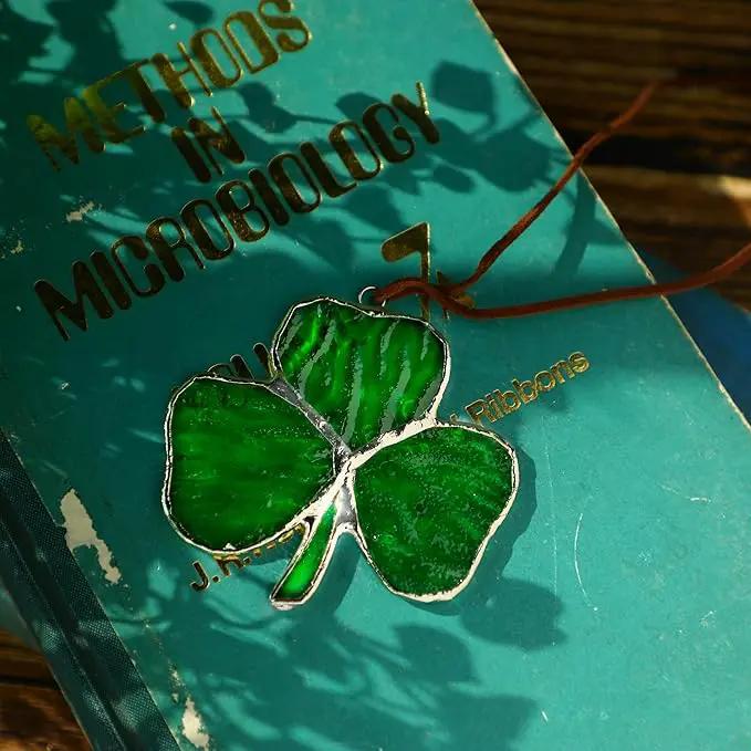 Handmade Stained Glass Clover Suncatcher Glass Panel St. Patrick's Day Christmas Decor for Garden Outdoor Indoor Window Hanging Decoration by GreenHaven Gardens
