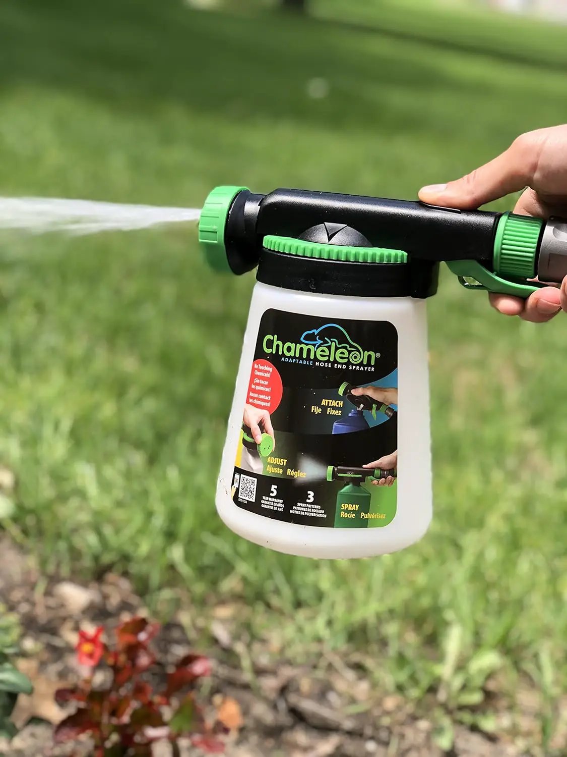 RL Flo-Master Chameleon Hose End Sprayer for use with Fertilizers, Weed Killers, Fungicides and Insect Killers, 32 ounce Refillable Bottle Included by GreenHaven Gardens