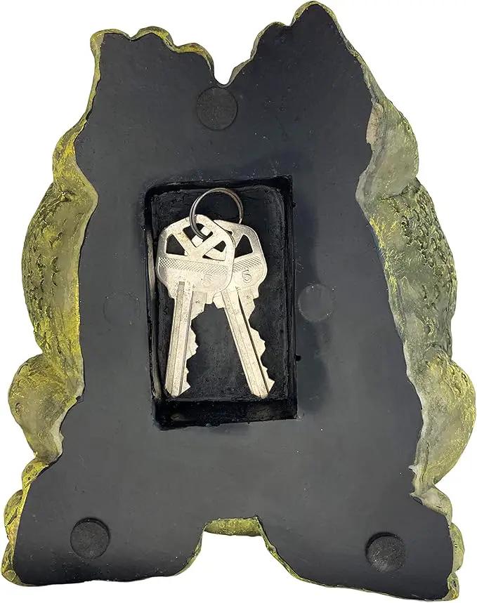 Stocky Frog Decorative Garden Statue and Key Hider - Hides a Secret Extra Hidden Key Outside in Garden, Yard or Porch by GreenHaven Gardens