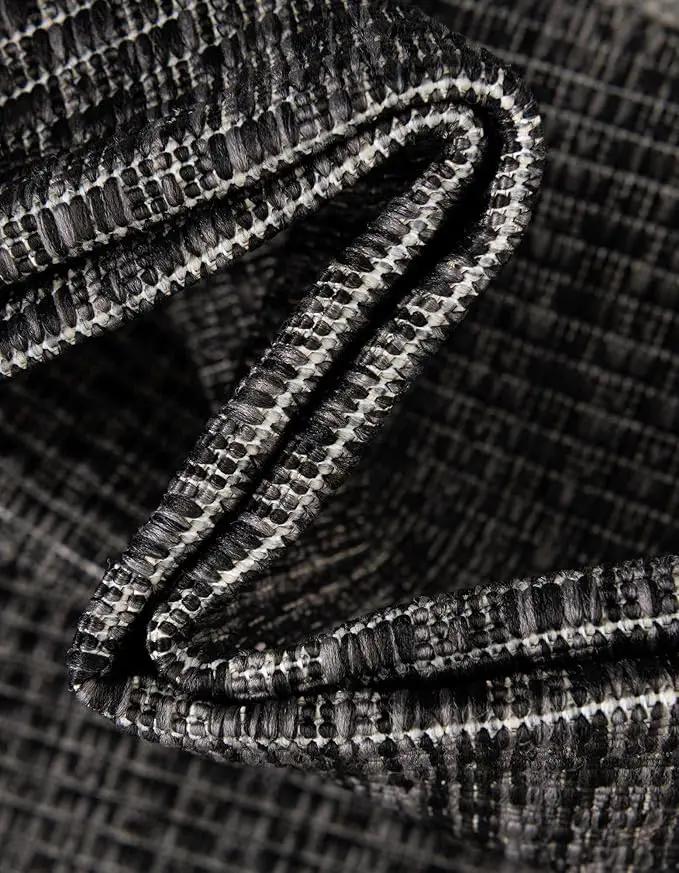 Unique Loom Outdoor Border Collection Area Rug - Soft Border (7' 10" x 10' Oval, Black/ Ivory) by GreenHaven Gardens