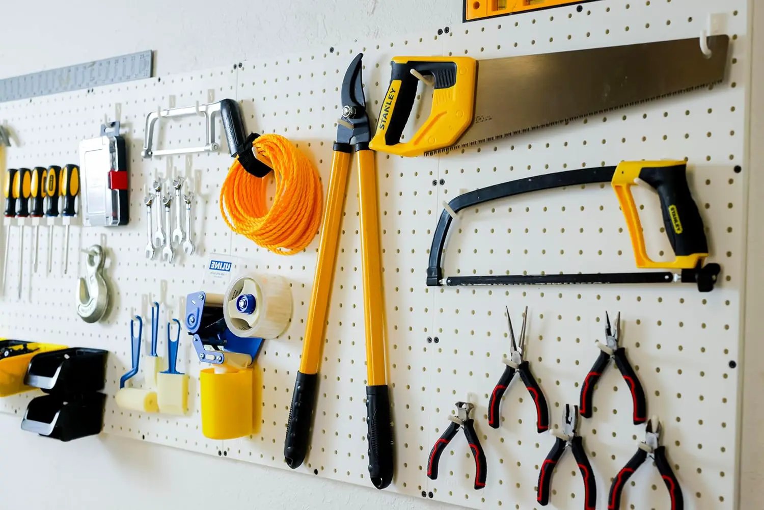 WallPeg Pegboard Kit - 4 Each 24"x16" White Pegbaord Panels - Made in The USA by GreenHaven Gardens
