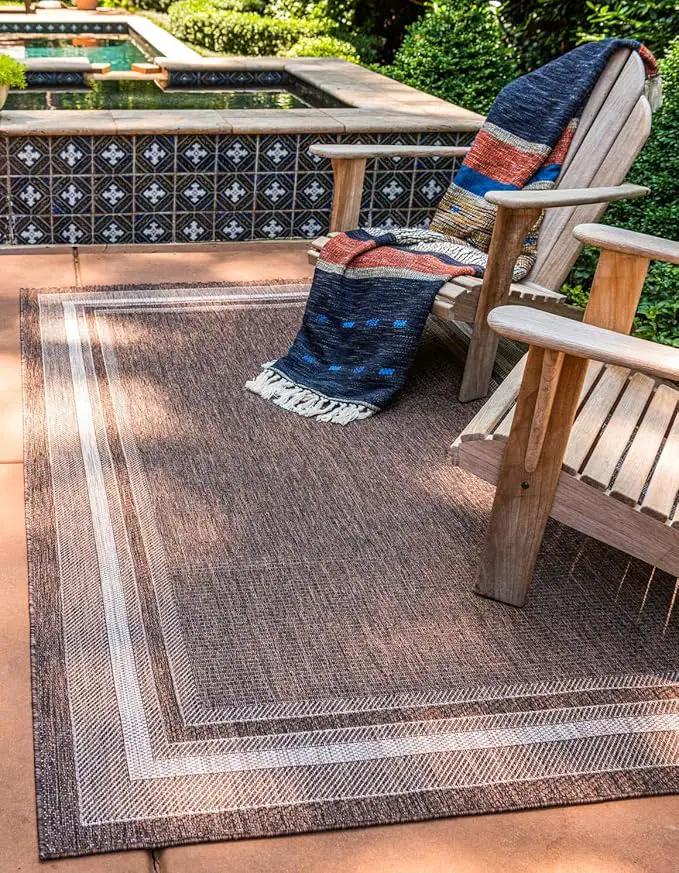 Unique Loom Outdoor Border Collection Area Rug - Soft Border (5' 3" x 8' Rectangle, Brown/ Ivory) by GreenHaven Gardens