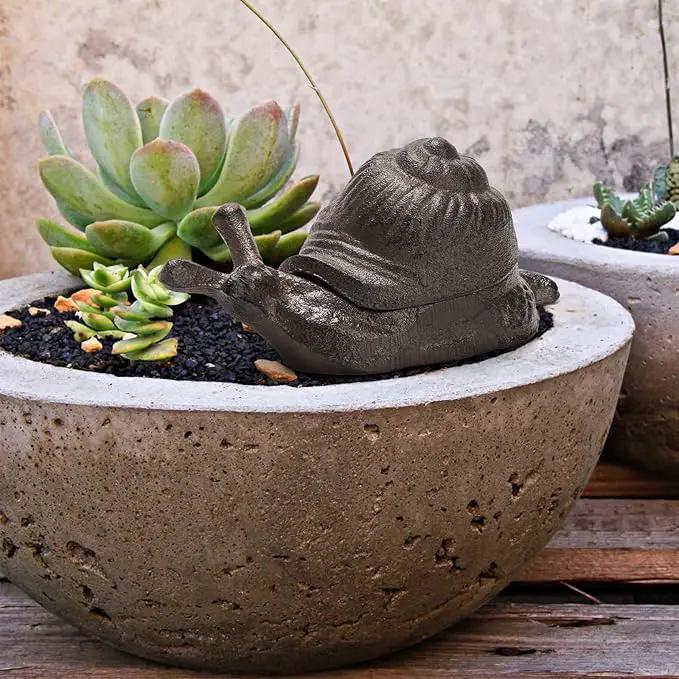 Cast Iron Key Hider, Snail Hide-a-Key Holder, Outside Spare Key Hider Figurine, Small Snail Garden Statues Ornament, Decorative Jewelry Trinkets Box for Ear Studs Rings Paper Clips by GreenHaven Gardens