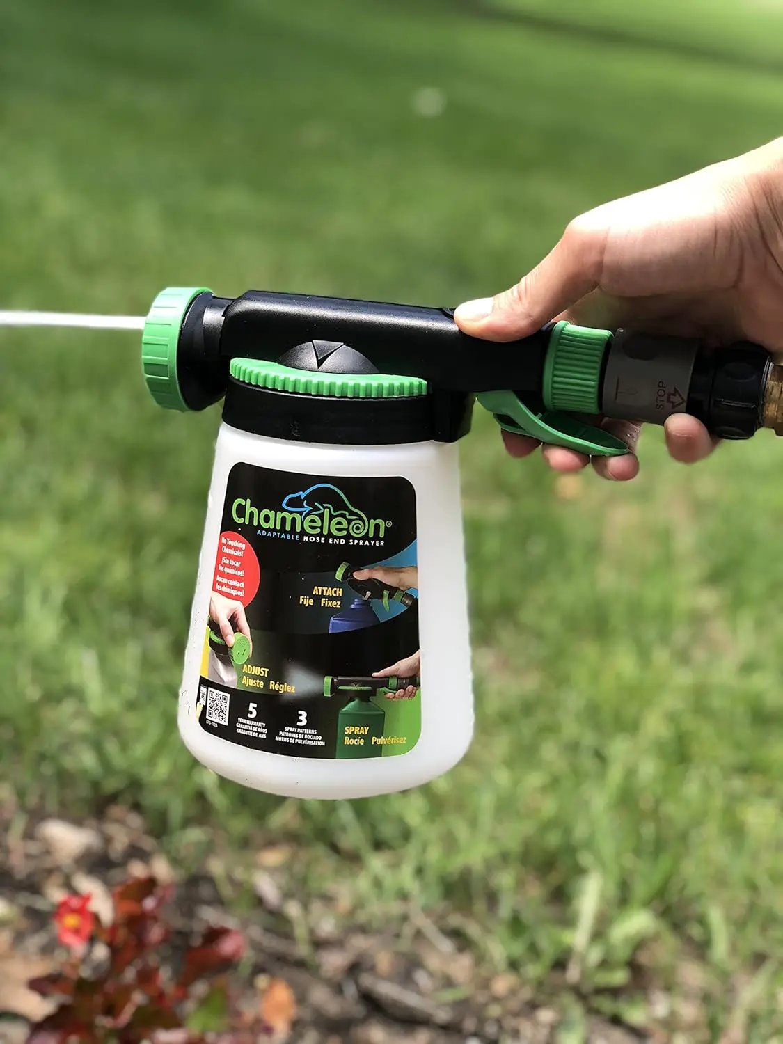 RL Flo-Master Chameleon Hose End Sprayer for use with Fertilizers, Weed Killers, Fungicides and Insect Killers, 32 ounce Refillable Bottle Included by GreenHaven Gardens