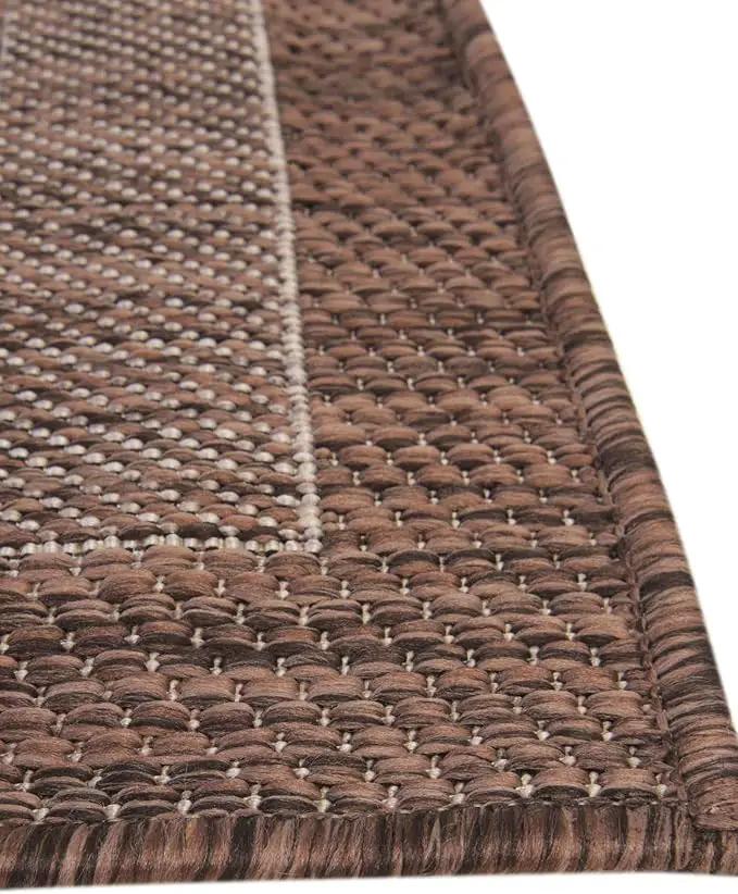 Unique Loom Outdoor Border Collection Area Rug - Soft Border (5' 3" x 7' 1" Rectangle Brown/Ivory) by GreenHaven Gardens