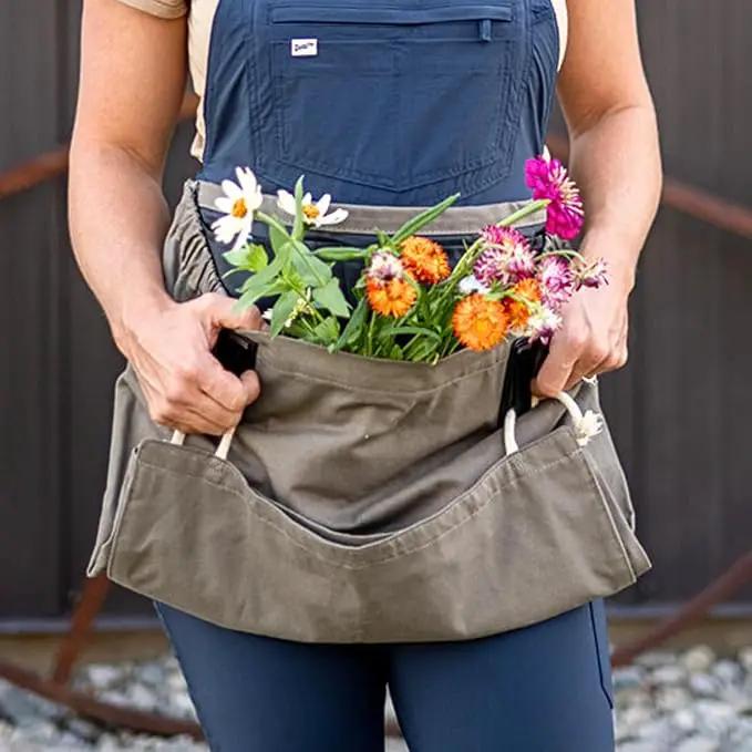 Roo Gardening Apron with Pockets & Harvesting, Picking Pouch - Adjustable, Water-resistant, Washable Canvas Cotton by GreenHaven Gardens