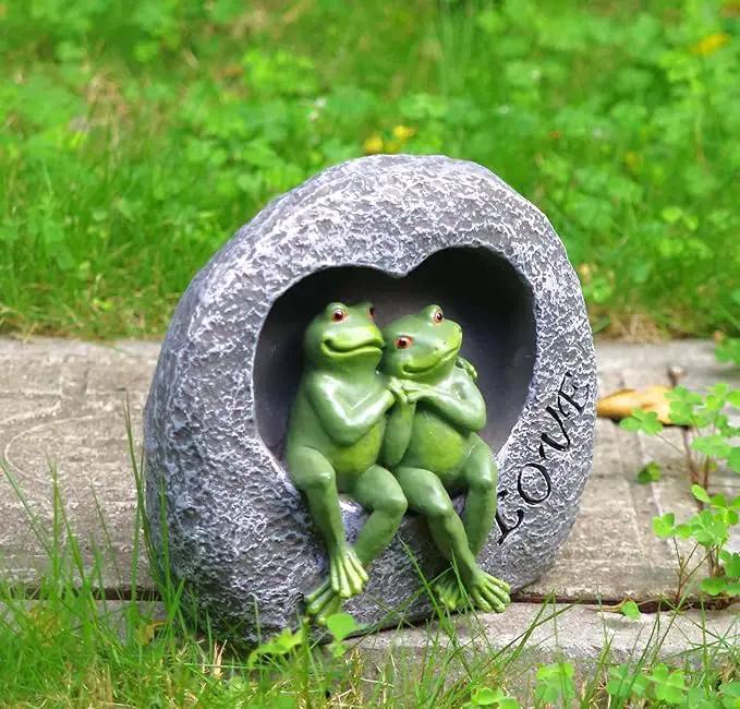 Artisan Flair Lover Frog Statues for Garden - Resin Frogs Couple Figurines Romantic - Yard Animal Decor Frog Stuff Outdoor Lawn Ornament, Green, 7.09 X 4.33 X 7.09 Inches, AF15813 by GreenHaven Gardens