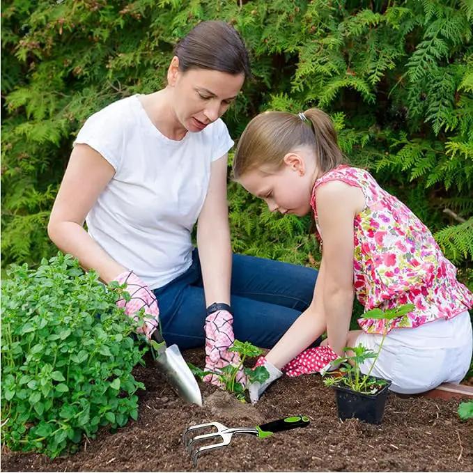 Garden Tool Set, 3 Piece Gardening Tools Includes Garden Trowel, Transplant Trowel and Hand Rake with Non-Slip Ergonomic Handle, Heavy Duty Gardening Kit for Gardening Planting, Gardening Gifts by GreenHaven Gardens