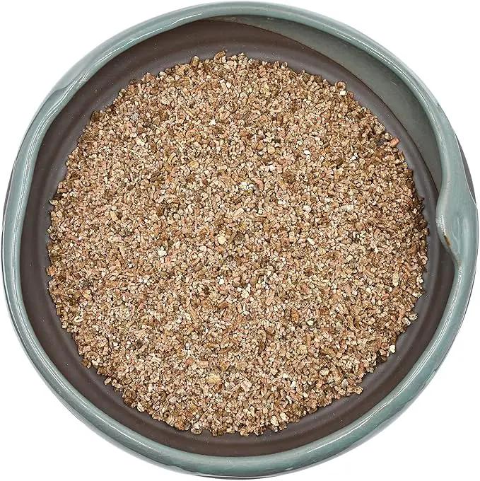 8QT Horticultural Vermiculite Bulk, Organic Vermiculite for Plants, Course Grade Vermiculite for Gardening, for houseplants, for Mushrooms, to Maintain Soil Moisture and Plant Growth(3-6mm) by GreenHaven Gardens