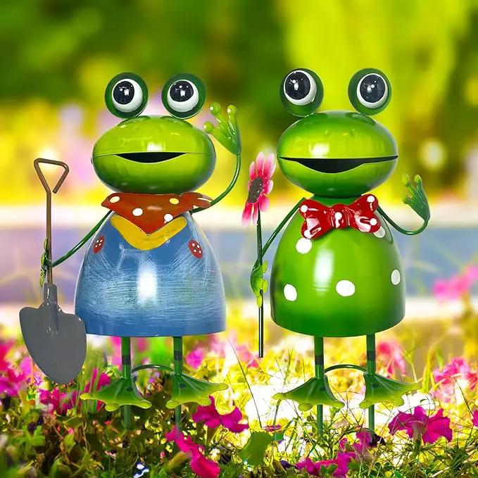 HONGLAND Metal Yard Art Garden Decor for Outside - Cute Frog Outdoor Decor - 3D Spring Frogs Figurine Garden Sculptures & Statues - Gifts for Grandma Mom - 2 Pcs by GreenHaven Gardens