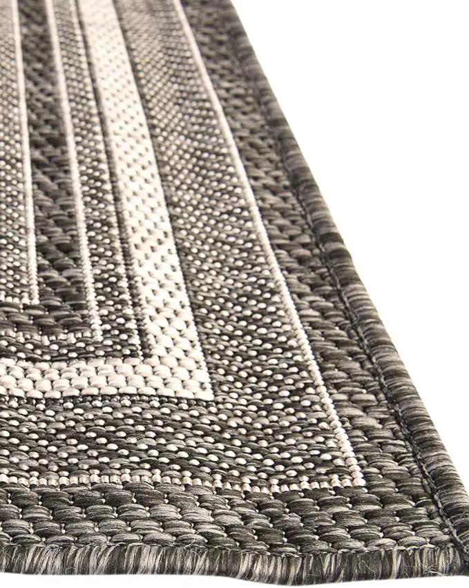 Unique Loom Outdoor Border Collection Area Rug - Soft Border (2' x 3' 1" Rectangle, Black/ Ivory) by GreenHaven Gardens