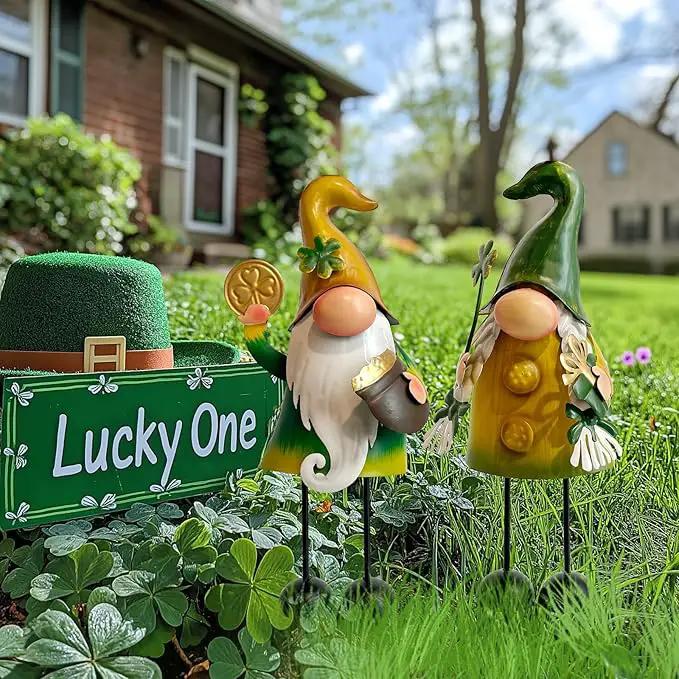 HONGLAND St.Patricks Day Decorations Outdoor Green Gnomes, Metal Gnomes Figurine Irish Leprechaun St Patricks Day Decor, Luck Shamrock Gnome for Home Outside Garden Lawn Party Yard Patio (18 INCH) by GreenHaven Gardens