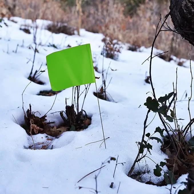 Green Marking Flags 1000 Pack - 4x5x15 Inch Green Flags for Yard - Markers For Lawn, Irrigation, Landscaping, Survey & Sprinkler Head Marking by GreenHaven Gardens