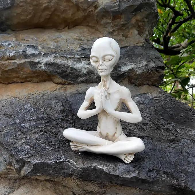 Wise Ailen Statue, Resin Medition Zen Yoga Alien Figure, Thinking Alien Sculpture for Home Indoor Outdoor Patio Lawn Yard Decor, 6.3" H by GreenHaven Gardens