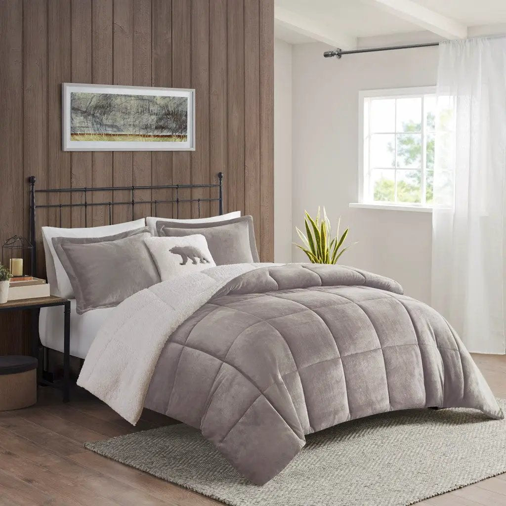 King Plush to Sherpa Down Alternative Comforter Set by HouseOfZazla