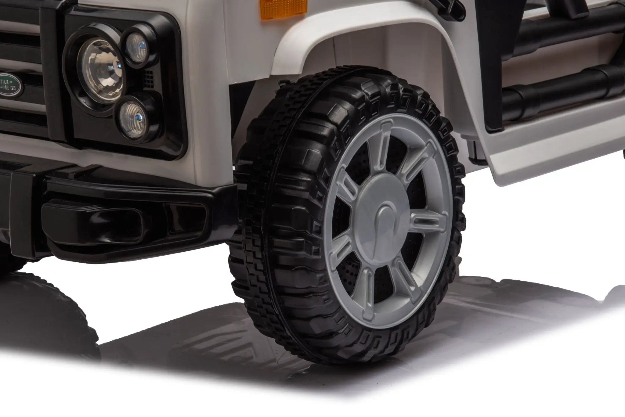 12V7A 30W*2 Four-Wheel Drive Seat One Button Start, Forward And Backward, High And Low Speed, Music, Front Light, Power Display, Two Doors Can Open, 2.4G R / C, Seat Belt Four Wheel Absorber by HouseOfZazla